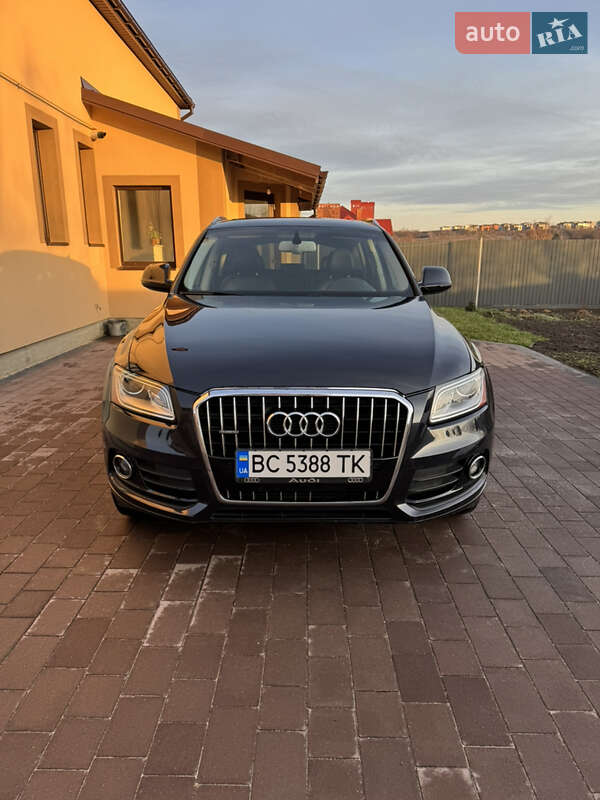 Внедорожник / Кроссовер Audi Q5 2016 в 
