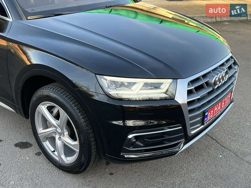 Внедорожник / Кроссовер Audi Q5 2018 в Дрогобыче