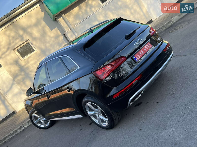 Внедорожник / Кроссовер Audi Q5 2018 в Дрогобыче