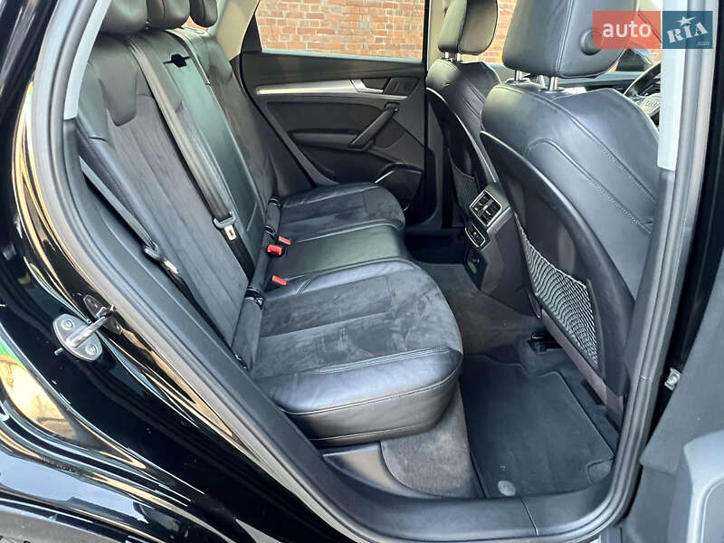 Внедорожник / Кроссовер Audi Q5 2018 в Дрогобыче