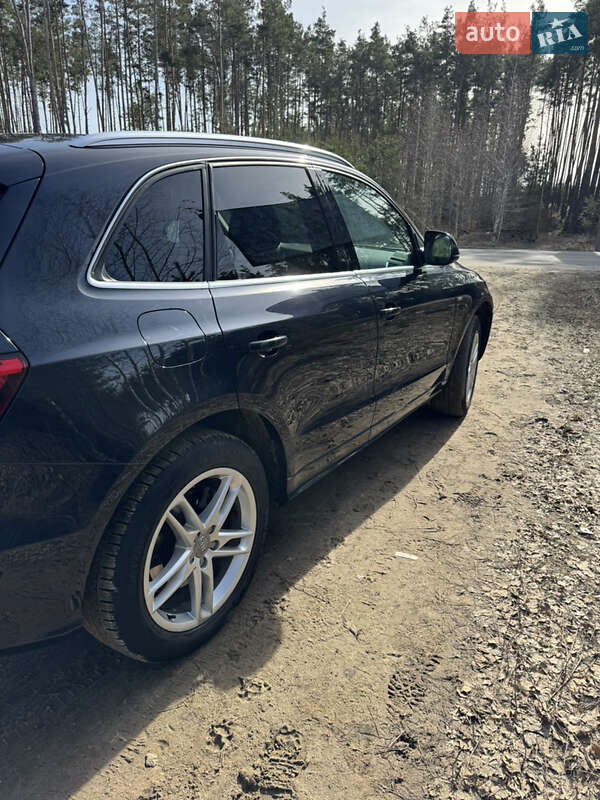 Позашляховик / Кросовер Audi Q5 2013 в Києві
