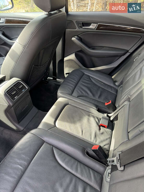 Позашляховик / Кросовер Audi Q5 2013 в Києві