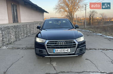Внедорожник / Кроссовер Audi Q5 2019 в 