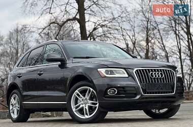 Позашляховик / Кросовер Audi Q5 2015 в 