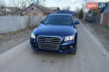 Позашляховик / Кросовер Audi Q5 2015 в 