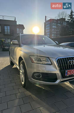 Внедорожник / Кроссовер Audi Q5 2015 в 