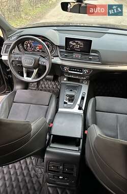 Внедорожник / Кроссовер Audi Q5 2020 в 