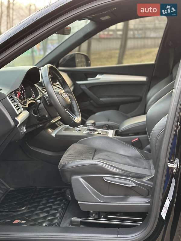 Внедорожник / Кроссовер Audi Q5 2020 в Киеве