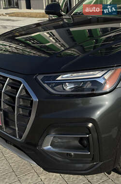 Внедорожник / Кроссовер Audi Q5 2021 в 