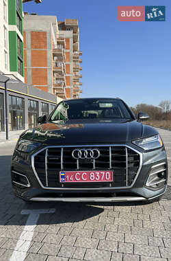 Внедорожник / Кроссовер Audi Q5 2021 в 