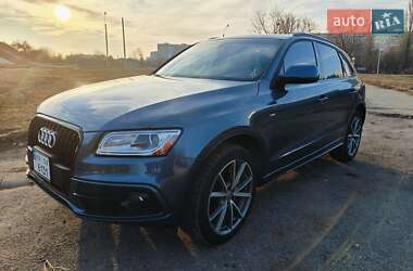 Внедорожник / Кроссовер Audi Q5 2015 в 