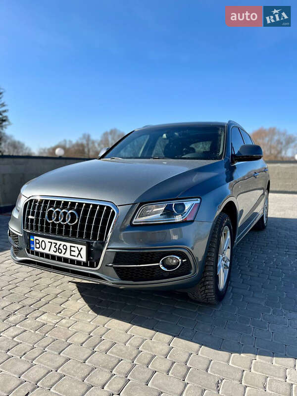 Позашляховик / Кросовер Audi Q5 2015 в 