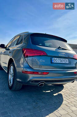 Позашляховик / Кросовер Audi Q5 2015 в 