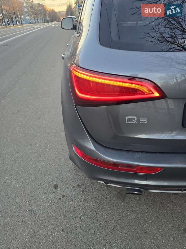 Внедорожник / Кроссовер Audi Q5 2013 в Кривом Роге