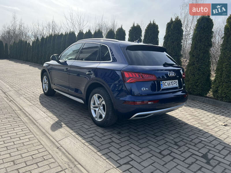 Внедорожник / Кроссовер Audi Q5 2018 в Шептицькому