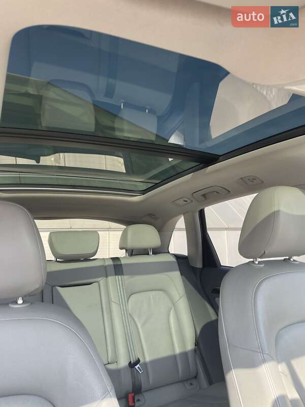 Внедорожник / Кроссовер Audi Q5 2014 в Киеве