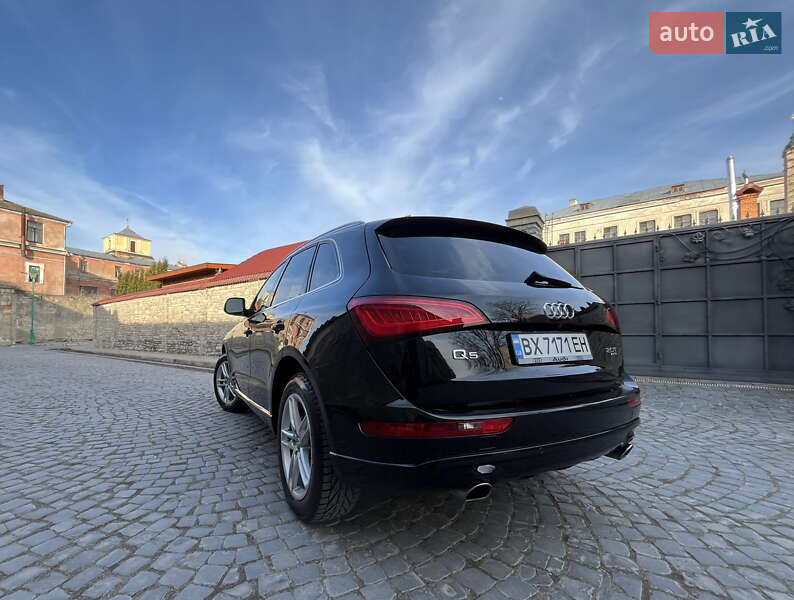 Позашляховик / Кросовер Audi Q5 2012 в Кам'янець-Подільському