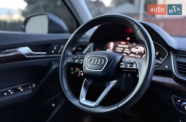 Позашляховик / Кросовер Audi Q5 2018 в 