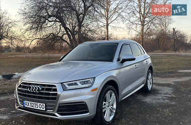 Внедорожник / Кроссовер Audi Q5 2017 в Харькове