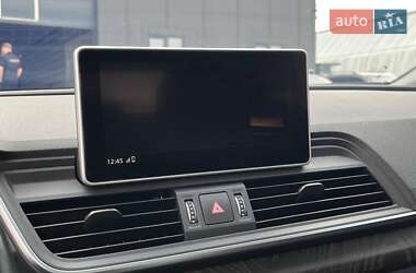 Позашляховик / Кросовер Audi Q5 2018 в 