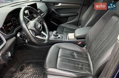 Позашляховик / Кросовер Audi Q5 2018 в 
