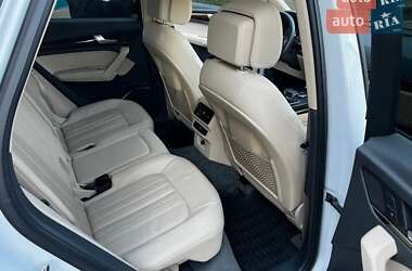 Внедорожник / Кроссовер Audi Q5 2020 в 