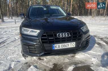 Позашляховик / Кросовер Audi Q5 2019 в Києві