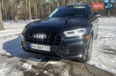 Позашляховик / Кросовер Audi Q5 2019 в Києві