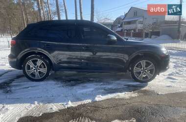 Позашляховик / Кросовер Audi Q5 2019 в Києві