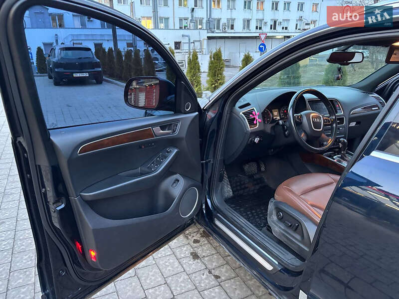 Внедорожник / Кроссовер Audi Q5 2011 в Львове