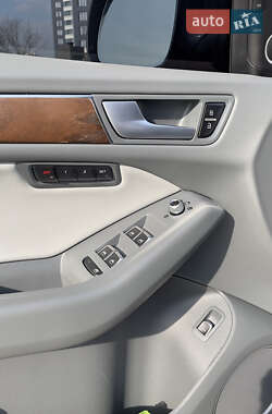Позашляховик / Кросовер Audi Q5 2013 в 