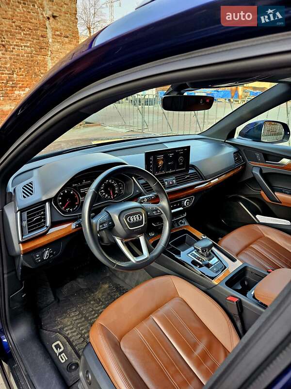 Внедорожник / Кроссовер Audi Q5 2020 в Харькове