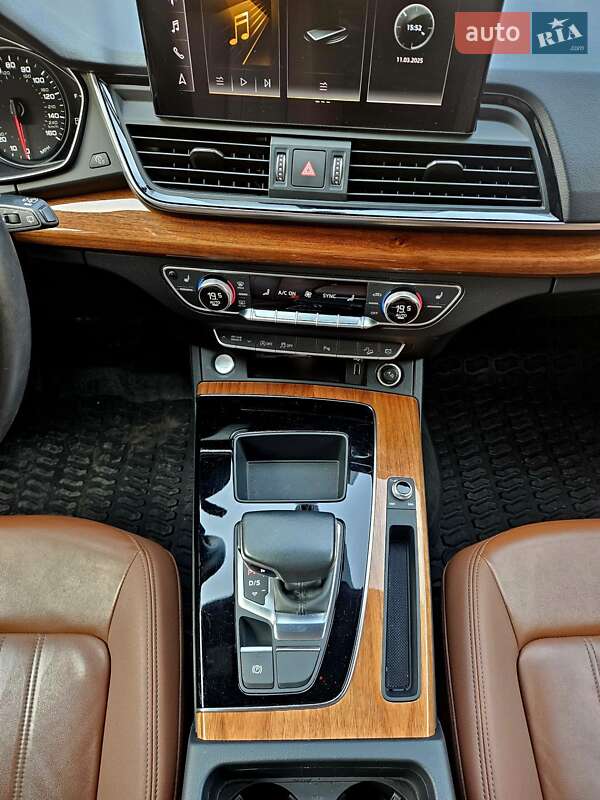 Внедорожник / Кроссовер Audi Q5 2020 в Харькове