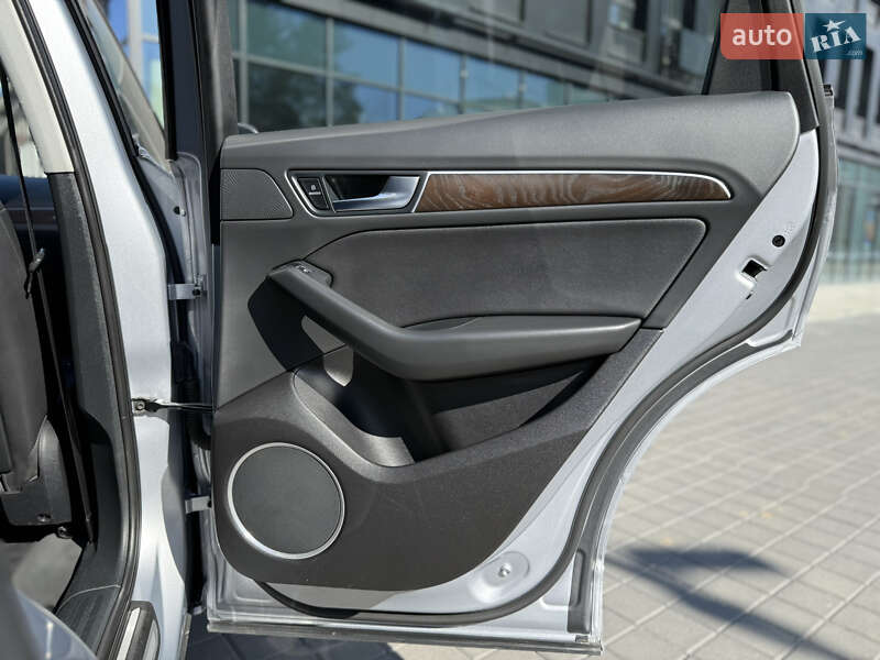 Внедорожник / Кроссовер Audi Q5 2015 в Львове