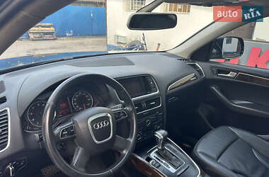 Позашляховик / Кросовер Audi Q5 2011 в Володимирі