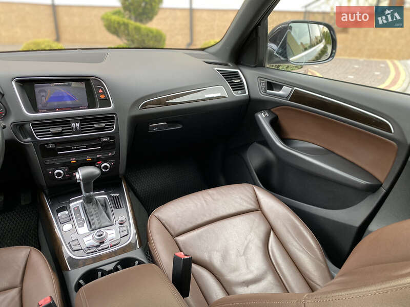 Внедорожник / Кроссовер Audi Q5 2014 в Дрогобыче