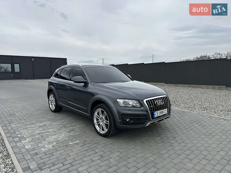 Внедорожник / Кроссовер Audi Q5 2010 в Черновцах