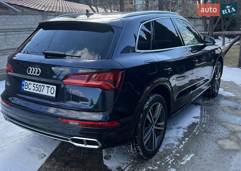 Позашляховик / Кросовер Audi Q5 2020 в Львові фото 6 Позашляховик / Кросовер Audi Q5 2020 в Львові