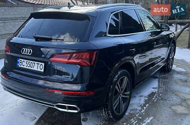 Внедорожник / Кроссовер Audi Q5 2020 в 