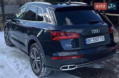 Внедорожник / Кроссовер Audi Q5 2020 в 
