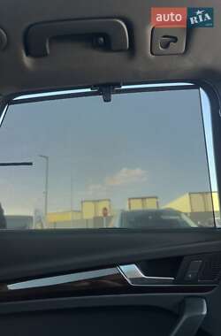Внедорожник / Кроссовер Audi Q5 2020 в 