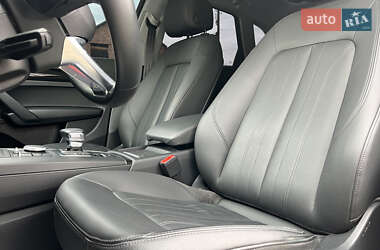 Внедорожник / Кроссовер Audi Q5 2020 в 