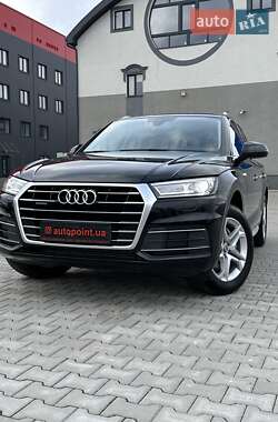 Позашляховик / Кросовер Audi Q5 2018 в Білогородці