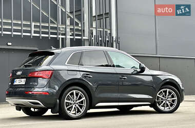 Внедорожник / Кроссовер Audi Q5 2020 в 