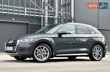 Внедорожник / Кроссовер Audi Q5 2020 в 