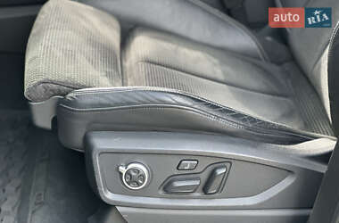 Внедорожник / Кроссовер Audi Q5 2020 в 