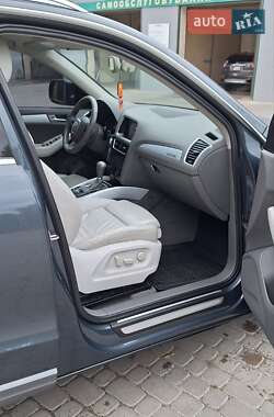 Внедорожник / Кроссовер Audi Q5 2008 в 
