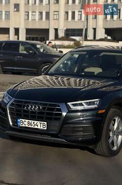 Внедорожник / Кроссовер Audi Q5 2019 в 