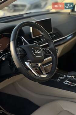 Внедорожник / Кроссовер Audi Q5 2019 в 