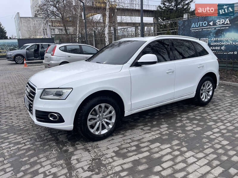 Внедорожник / Кроссовер Audi Q5 2014 в Харькове